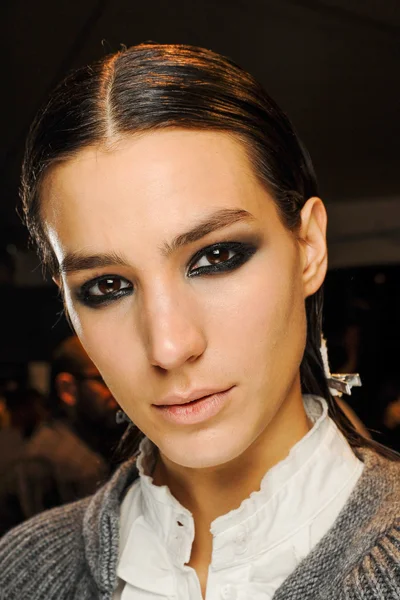 Look 11